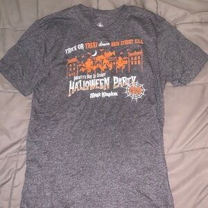 Walt Disney world Mickeys not so scary Halloween party 2019 men’s tshirt small